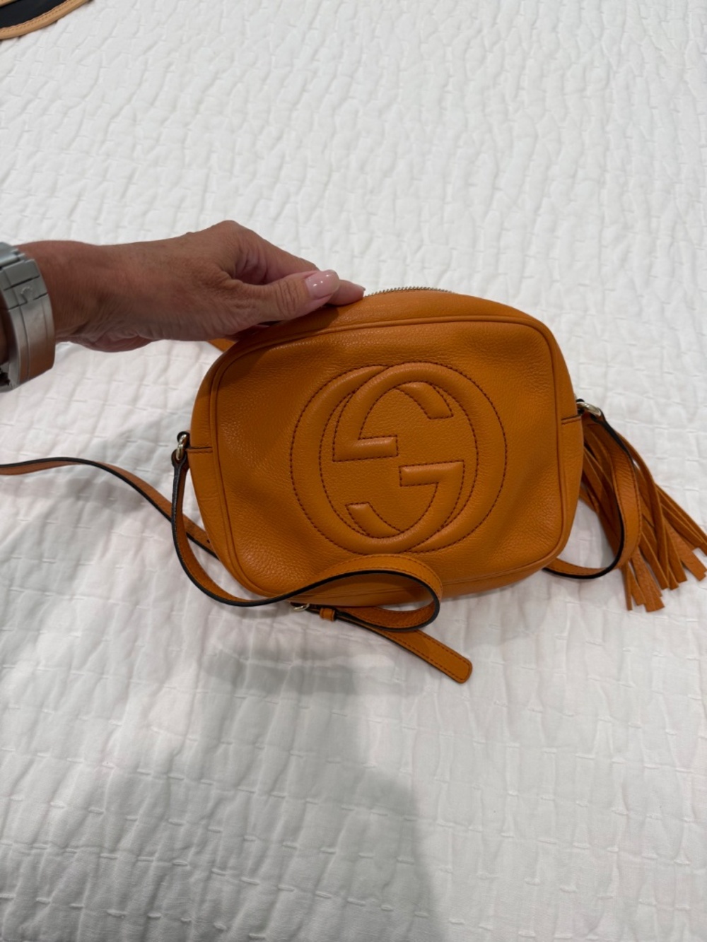 Gucci SoHo Disco Camera crossbody bag in orange - Picture 6 of 6